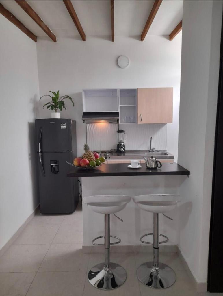 Vip Apartasuites Rosales Medellín Exterior foto